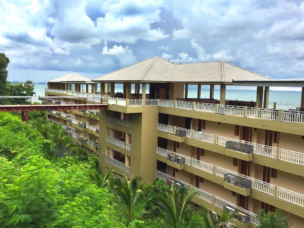 Royal Phala Cliff Beach Resort Ban Chang  Dış mekan fotoğraf