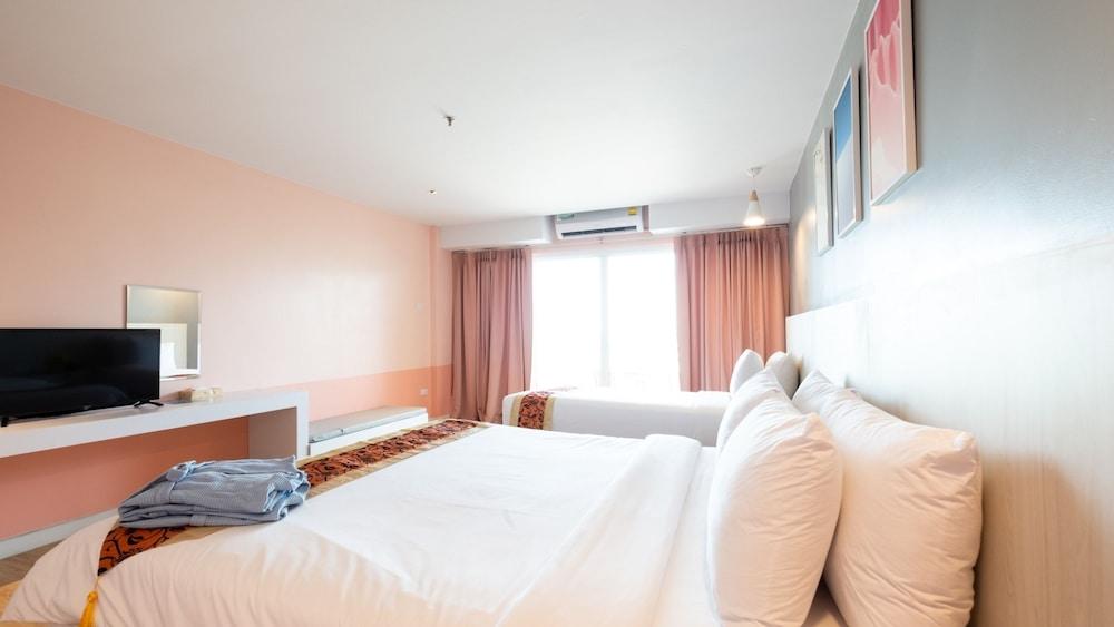 Royal Phala Cliff Beach Resort Ban Chang  Dış mekan fotoğraf