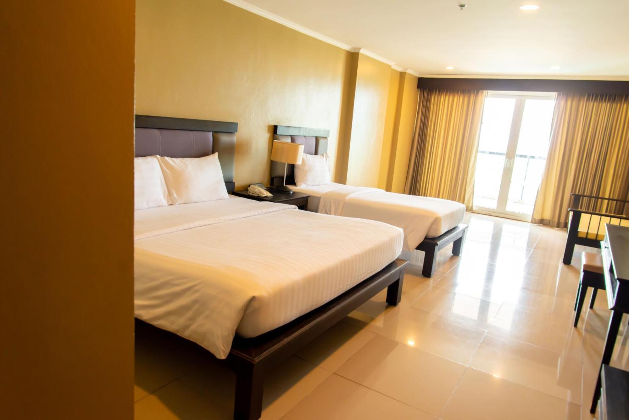 Royal Phala Cliff Beach Resort Ban Chang  Dış mekan fotoğraf