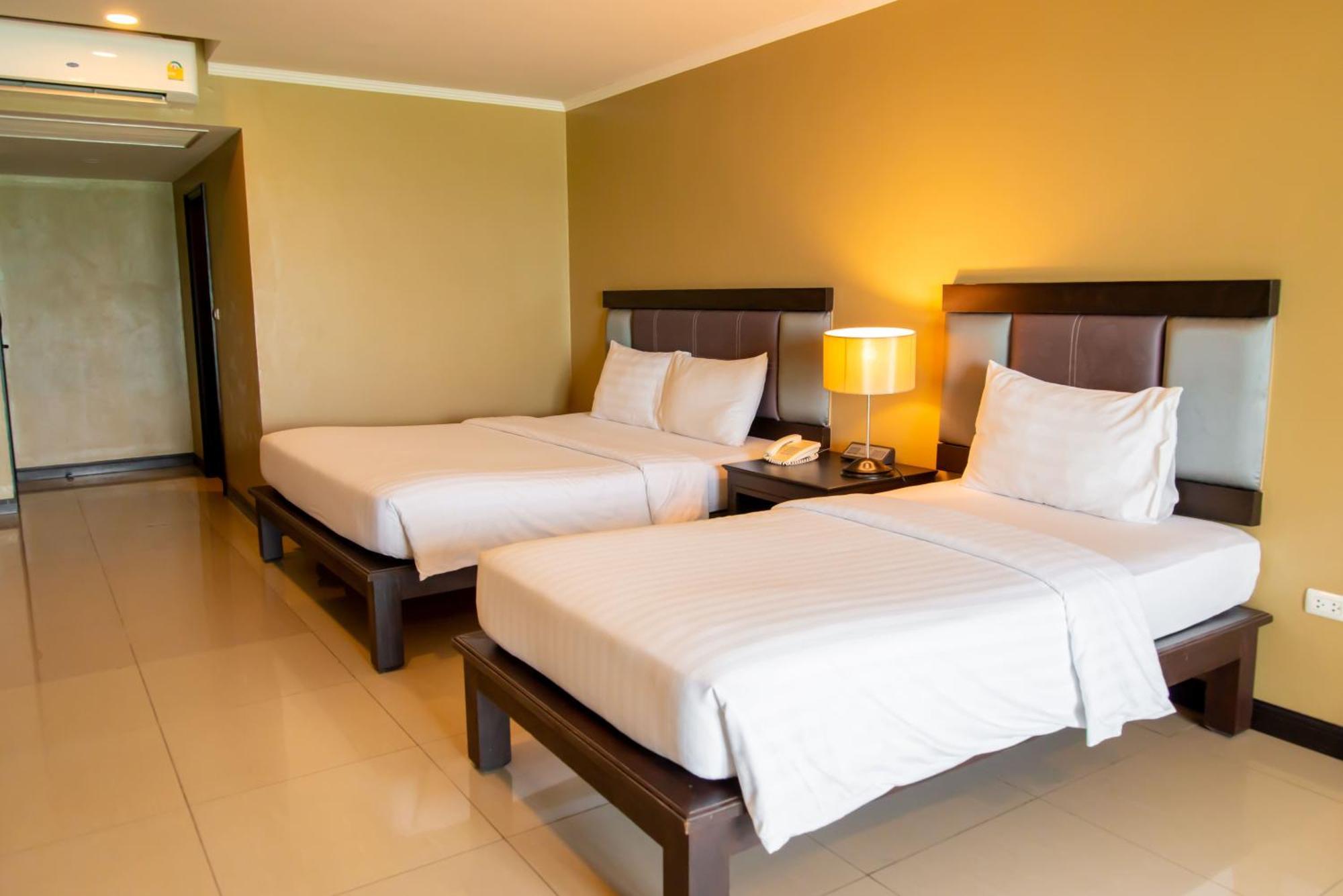 Royal Phala Cliff Beach Resort Ban Chang  Dış mekan fotoğraf