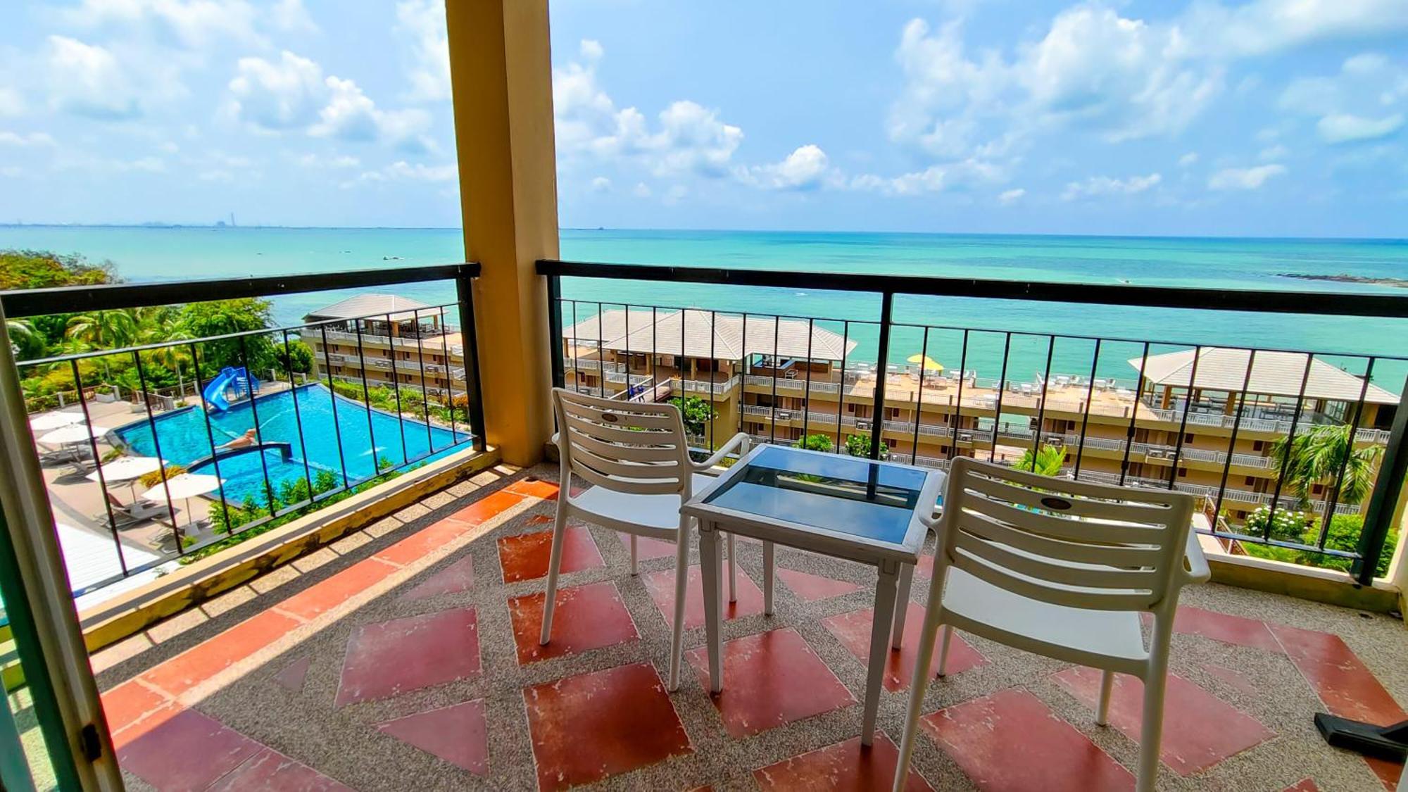 Royal Phala Cliff Beach Resort Ban Chang  Dış mekan fotoğraf