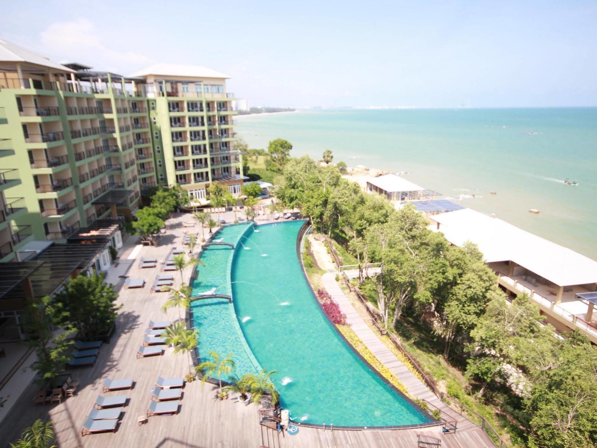 Royal Phala Cliff Beach Resort Ban Chang  Dış mekan fotoğraf